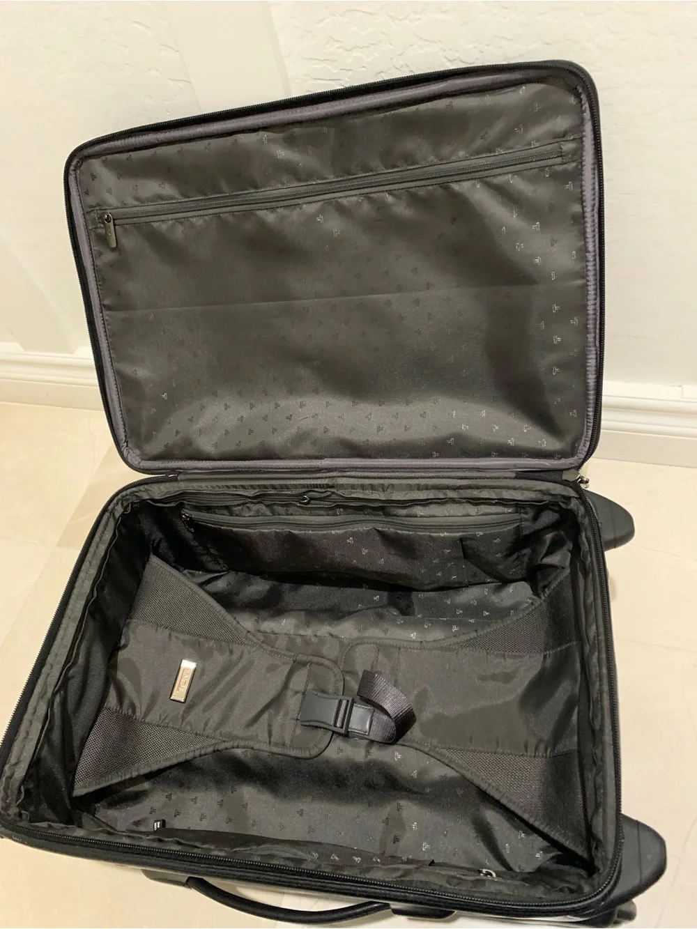 Tumi alpha leather